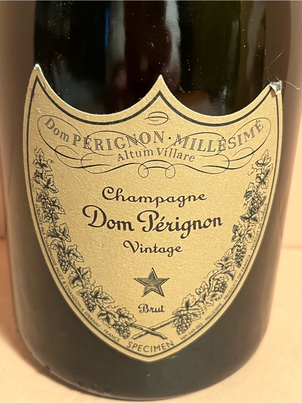Dom Pérignon Vintage Champagne - Black Bottle with Gold Label ( DUMMY BOTTLE)🎩 - Picture 2 of 5